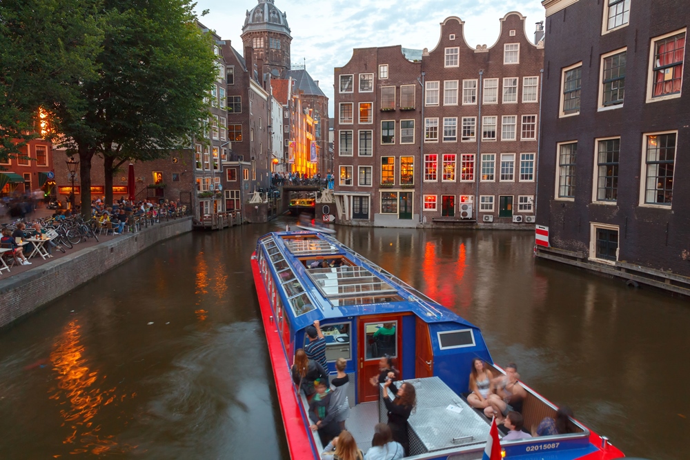 amsterdam3-3