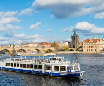 czech-republic-prague-river-cruise-6